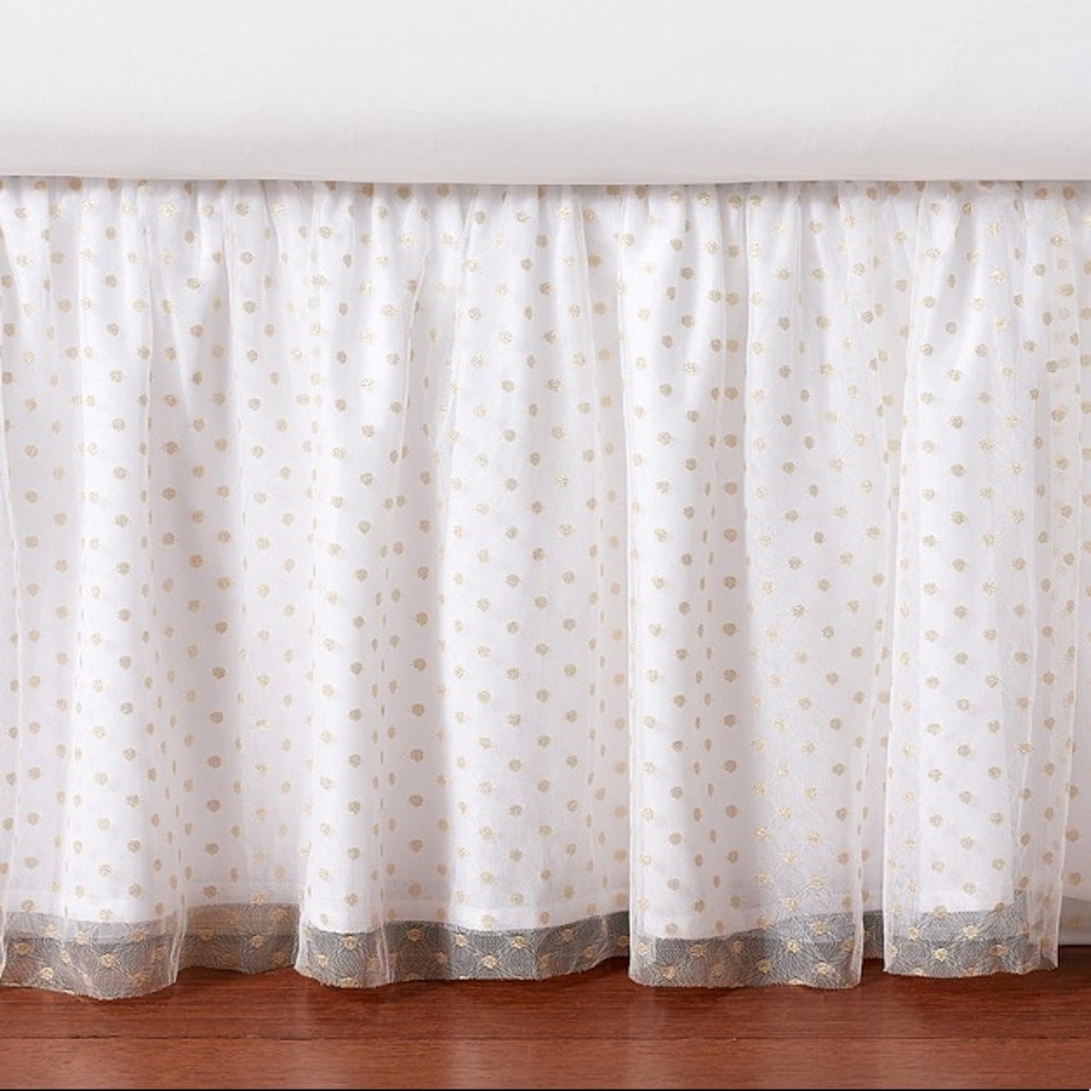 Pottery Barn Kids Dust Ruffle crib skirt polka dot